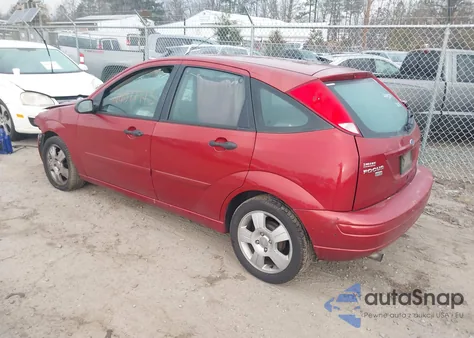 2005 Ford Focus Zx5 из США, поврежденный, VIN 3FAFP37N25R107699